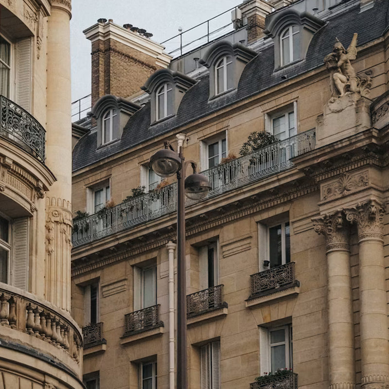 Paris, l’esprit du look Rêve Satiné